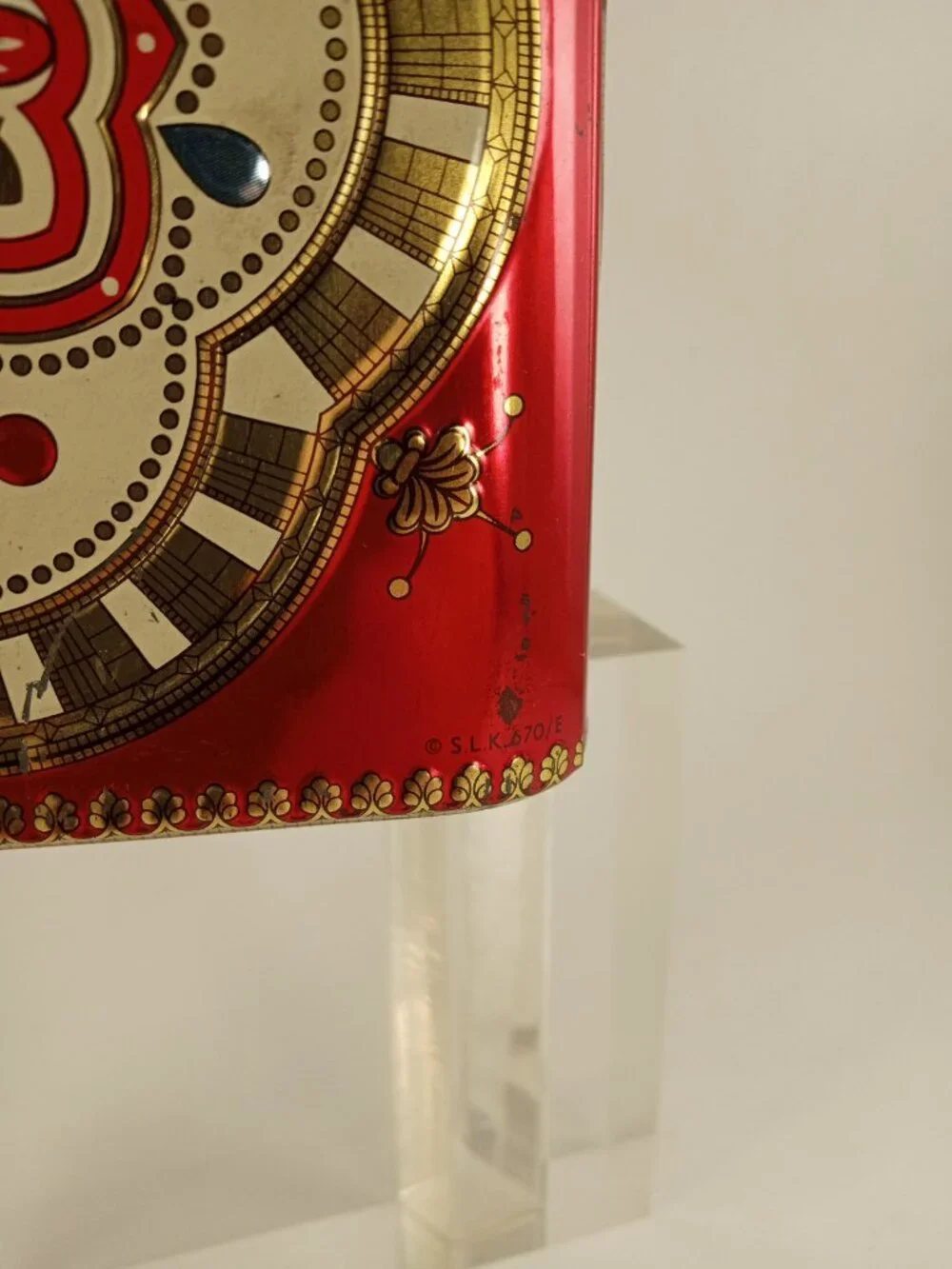 vintage Baret Ware Square Biscuit Tin, Candy Box, England ornate finial red gold